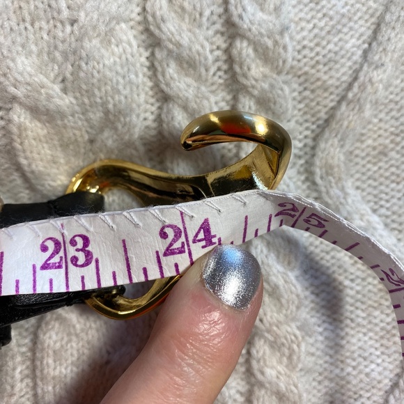 Vintage Chico's Black Leather Belt with Gold Hook Clasp 24-42" - Picture 7 of 9